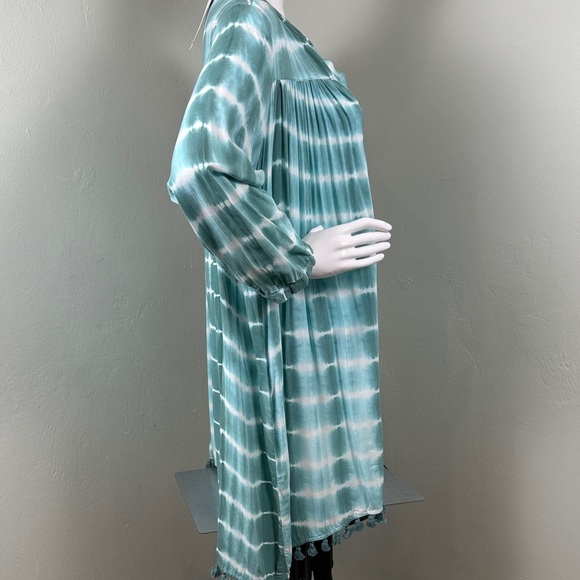 Olivaceous Dresses & Skirts - Olivaceous Tie Dye & Tassel Green White Tunic Beach Resort Vacation  Size Large
